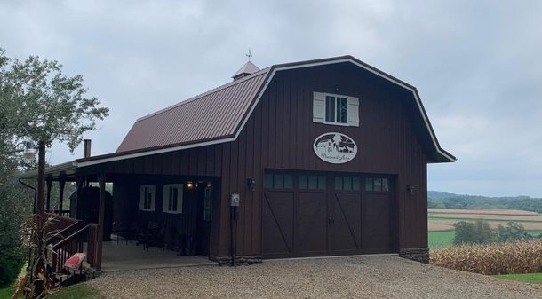 quality horse barn